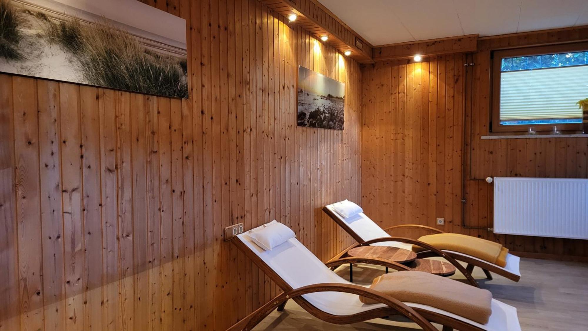 Zwei Ferienwohnungen Ankerpatz 70 Qm Mit Loggia & Puppenstube 50 Qm Mit Gartenterrasse In Hagenburg Naehe Steinhuder Meer Extérieur photo