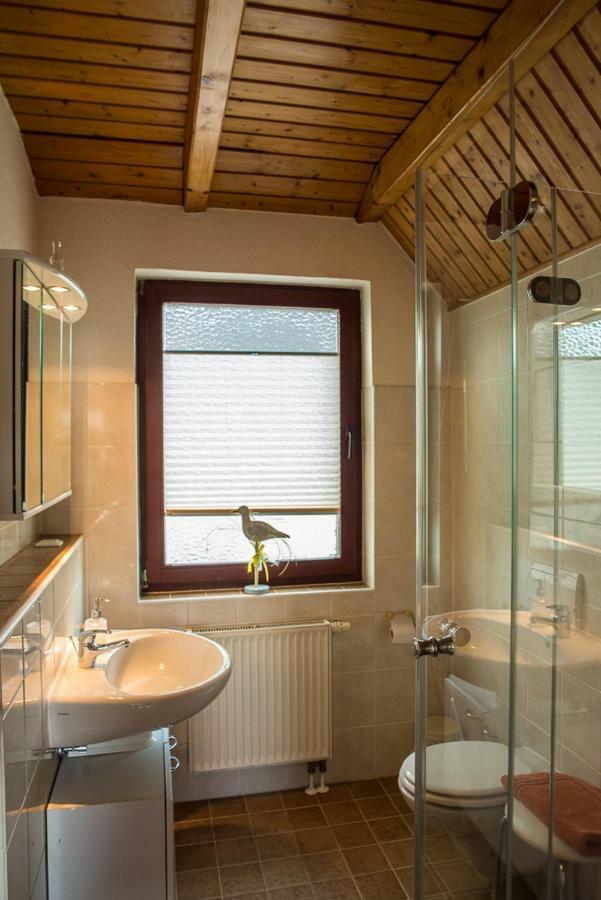 Zwei Ferienwohnungen Ankerpatz 70 Qm Mit Loggia & Puppenstube 50 Qm Mit Gartenterrasse In Hagenburg Naehe Steinhuder Meer Extérieur photo